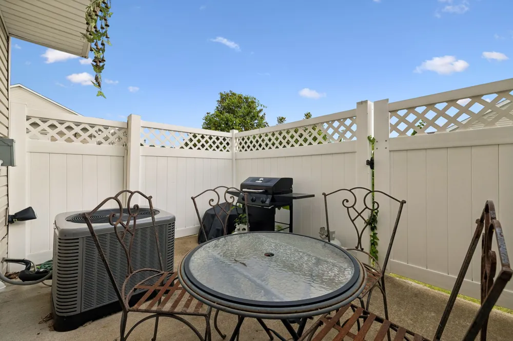 1721 Red Jacket Dr Antioch, TN 37013