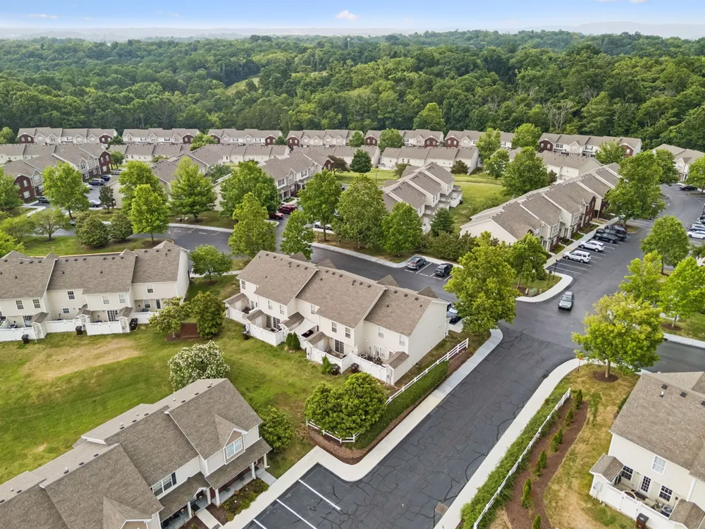 1721 Red Jacket Dr Antioch, TN 37013