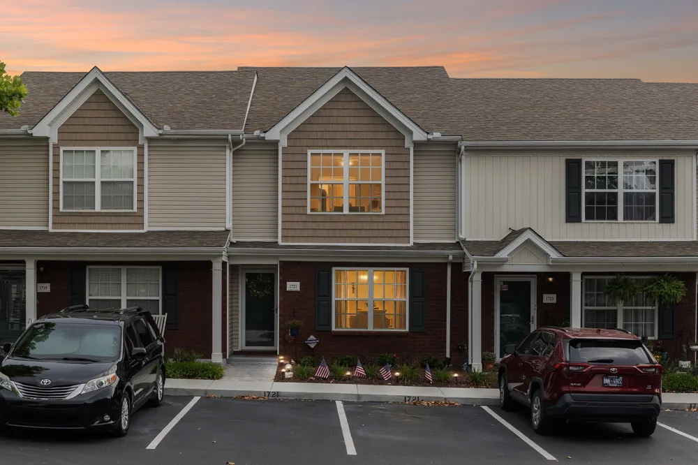 1721 Red Jacket Dr Antioch, TN 37013