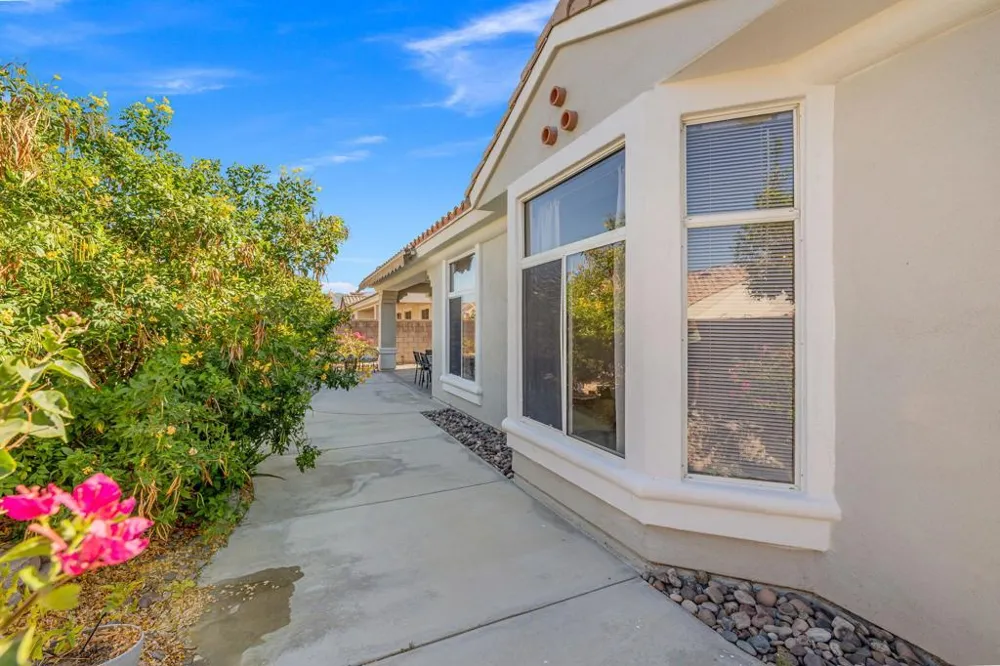 37521 Mojave Sage Street Palm Desert, CA 92211