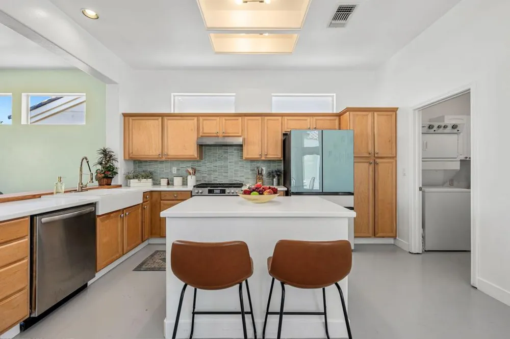 37521 Mojave Sage Street Palm Desert, CA 92211