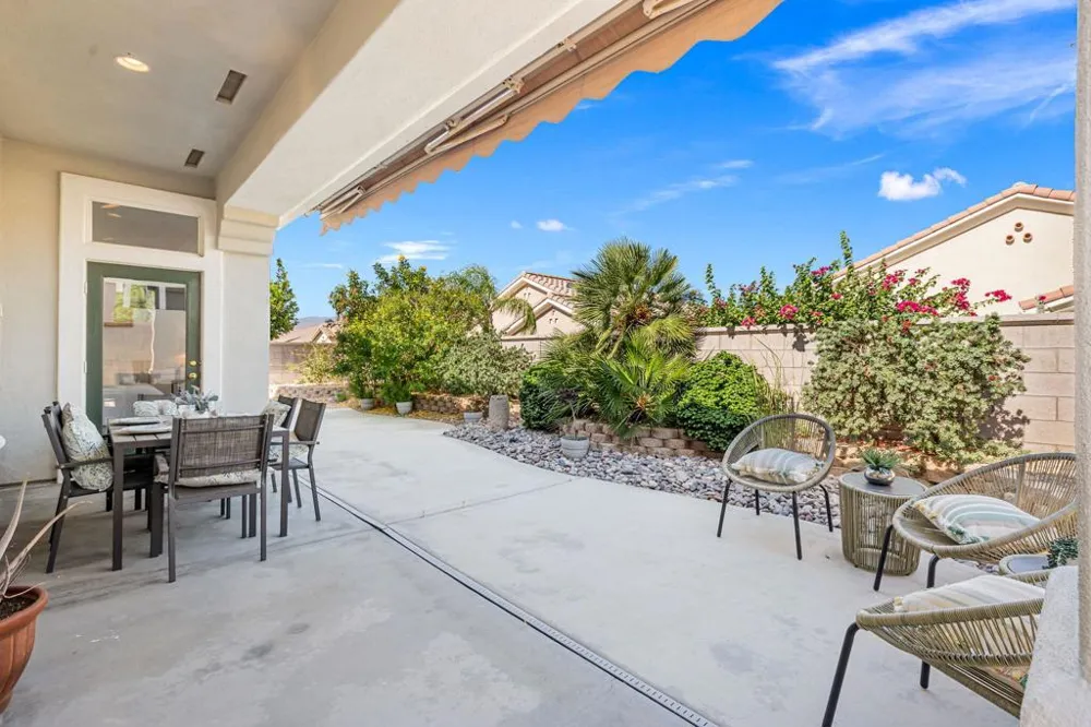 37521 Mojave Sage Street Palm Desert, CA 92211