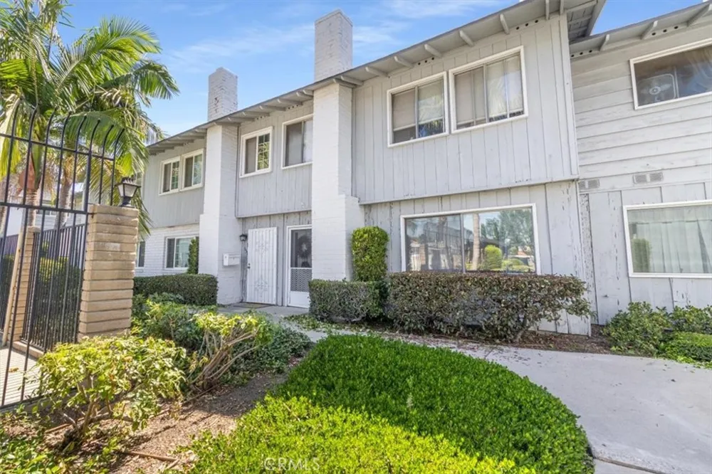 1310 Placentia Fullerton, CA 92831