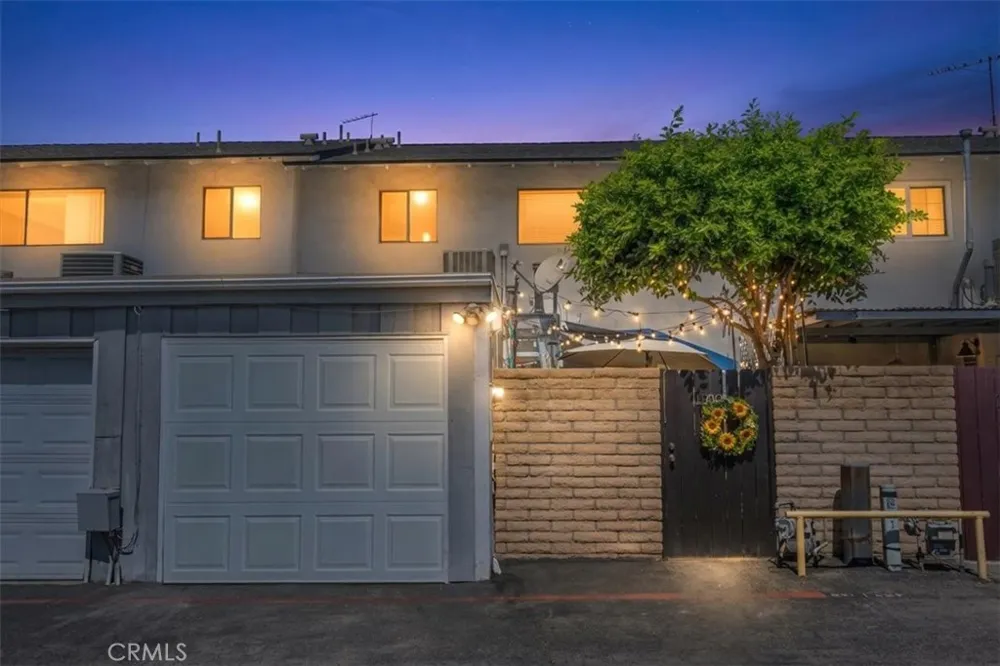 1310 Placentia Fullerton, CA 92831