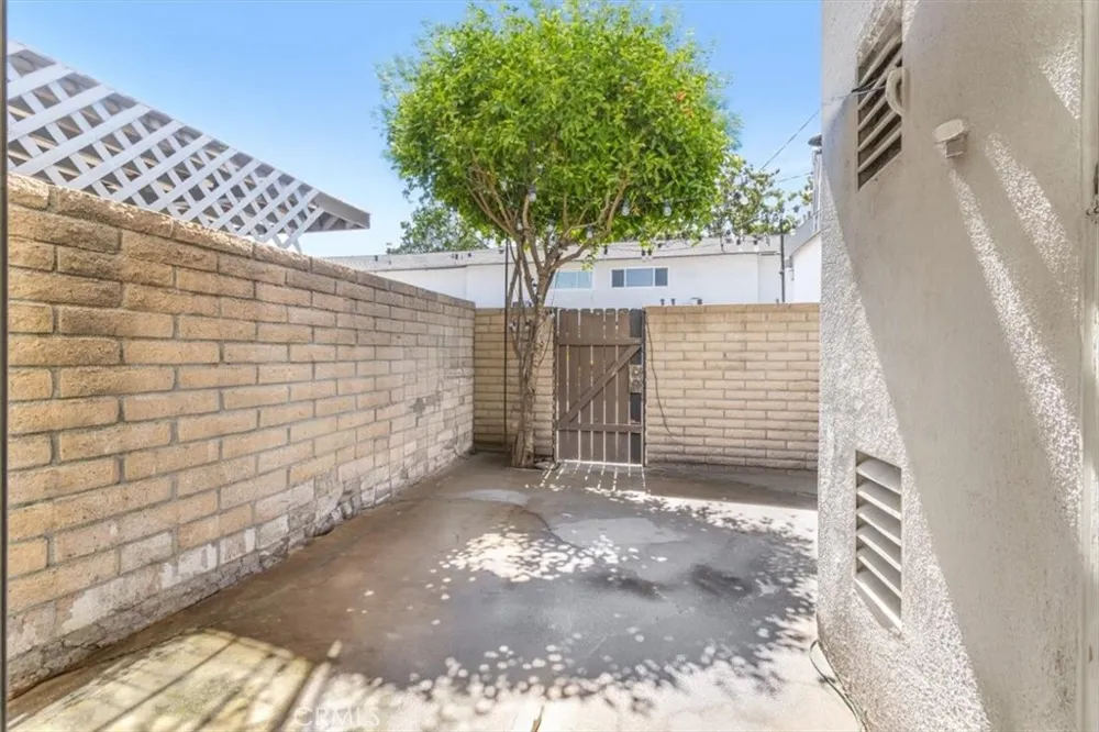 1310 Placentia Fullerton, CA 92831