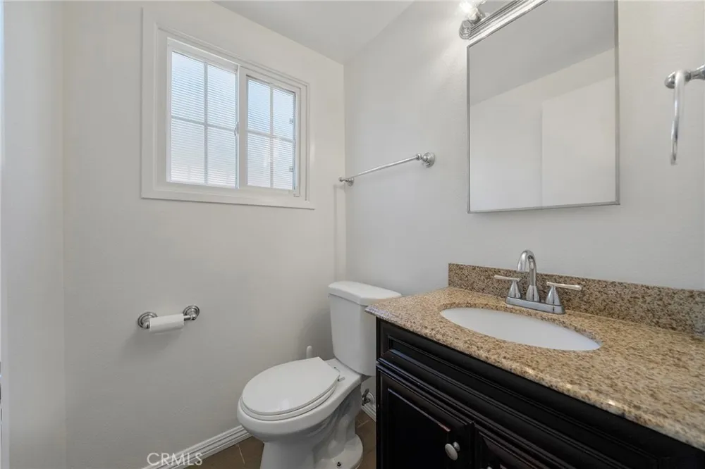 1305 Wickford Brea, CA 92821