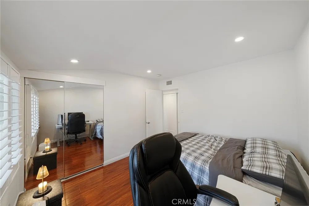 1305 Wickford Brea, CA 92821
