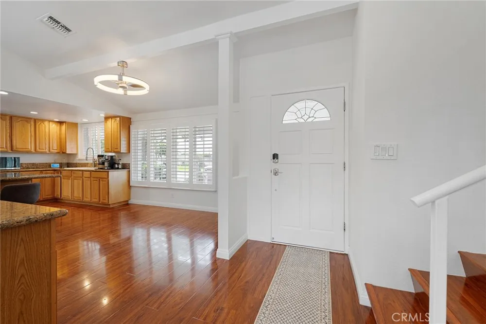 1305 Wickford Brea, CA 92821