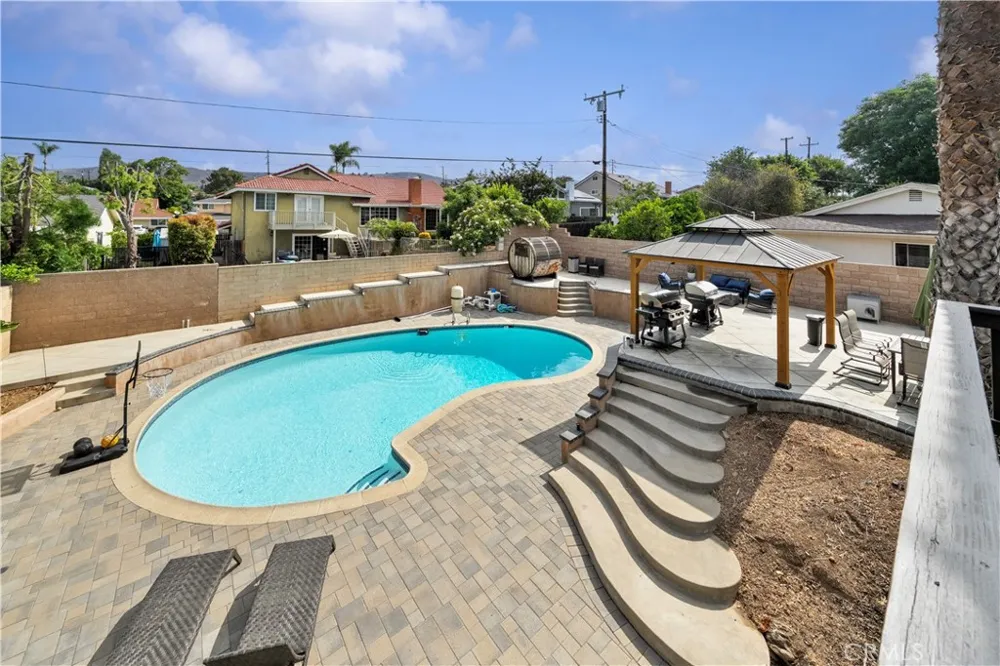 1305 Wickford Brea, CA 92821