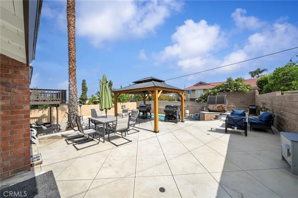 1305 Wickford Brea, CA 92821
