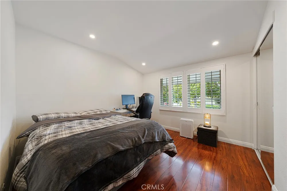 1305 Wickford Brea, CA 92821