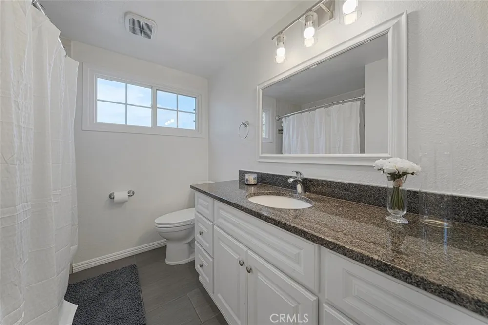 1305 Wickford Brea, CA 92821