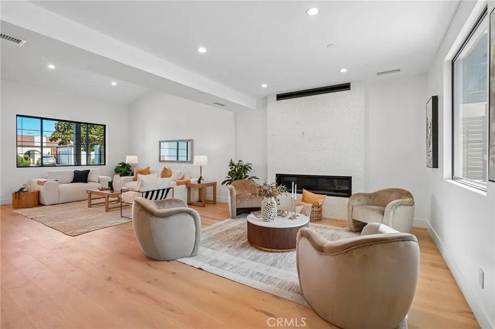 17007 Haas Avenue Torrance, CA 90504