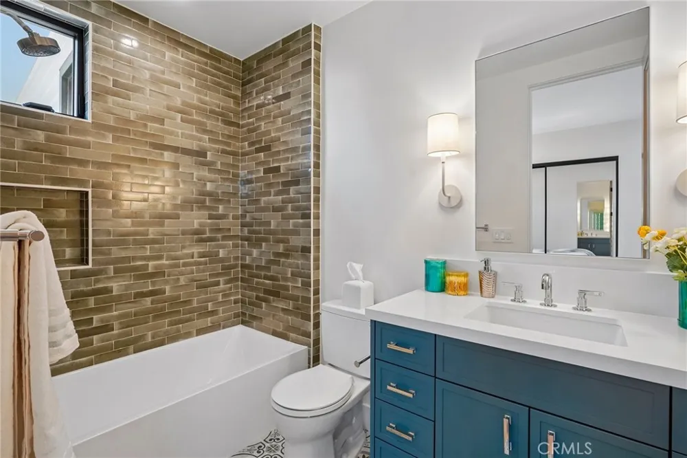 17007 Haas Avenue Torrance, CA 90504