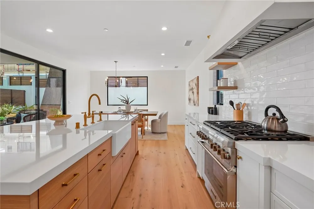 17007 Haas Avenue Torrance, CA 90504