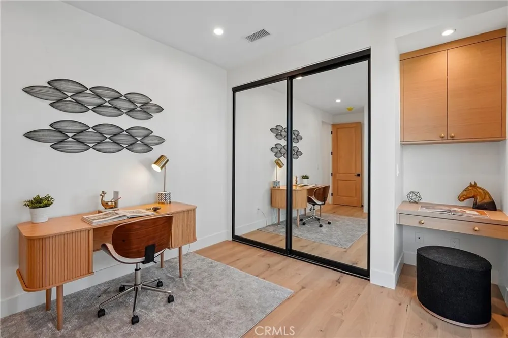 17007 Haas Avenue Torrance, CA 90504