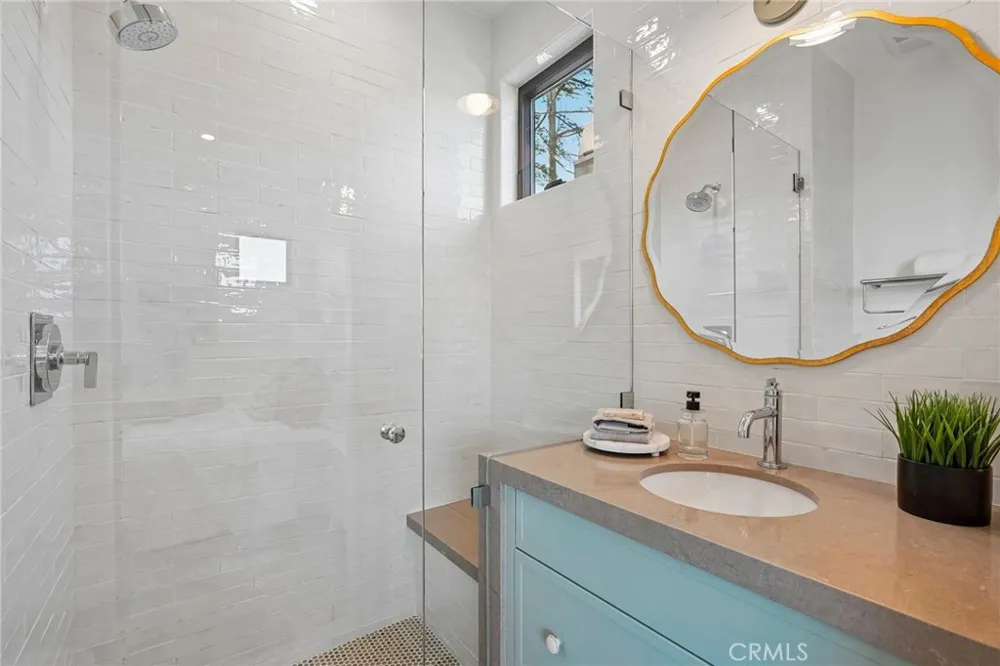 17007 Haas Avenue Torrance, CA 90504