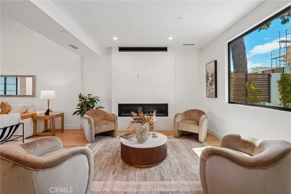 17007 Haas Avenue Torrance, CA 90504