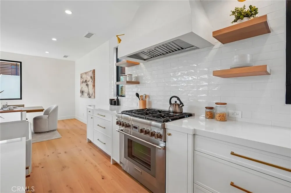 17007 Haas Avenue Torrance, CA 90504