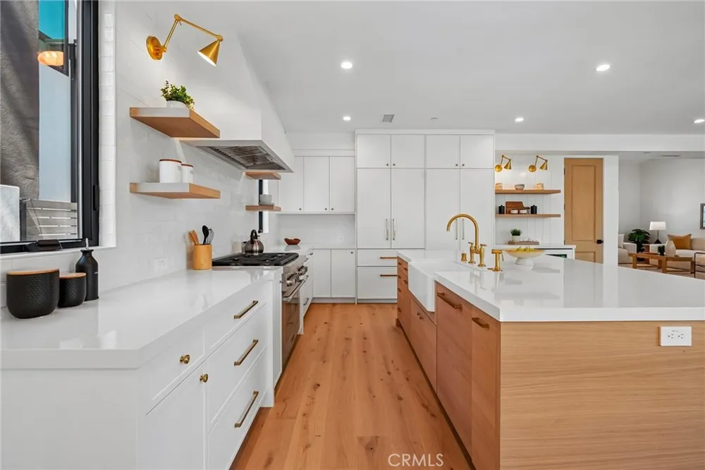 17007 Haas Avenue Torrance, CA 90504