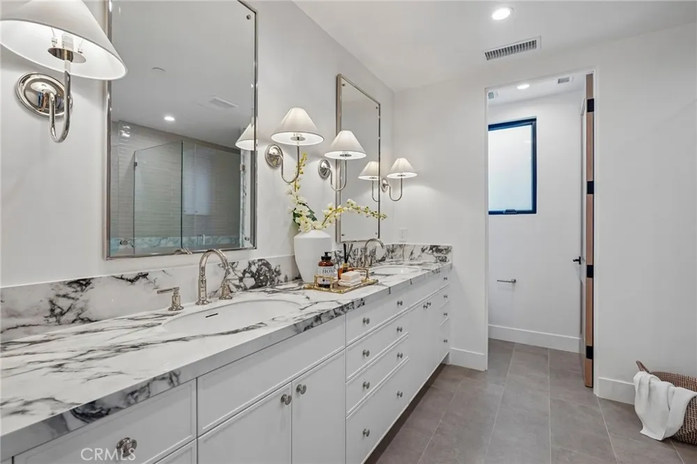 17007 Haas Avenue Torrance, CA 90504