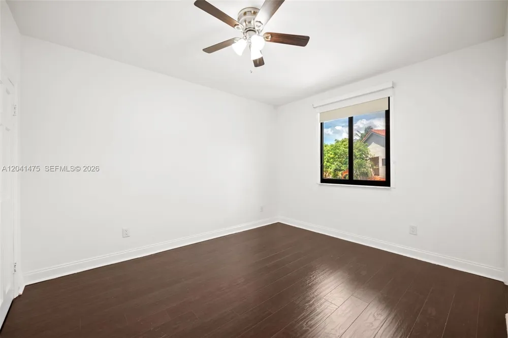 21387 Marina Cove Cir #12-F Aventura, FL 33180