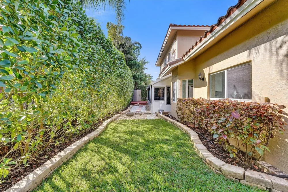 11300 Knot Way Cooper City, FL 33026