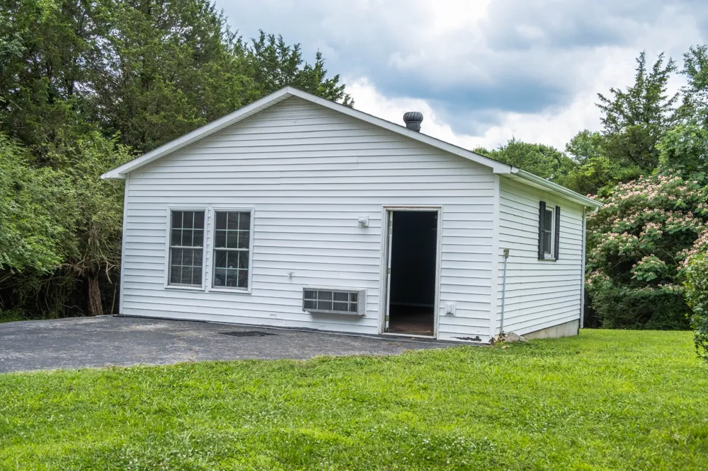 118 Bone Cave Rd Rock Island, TN 38581