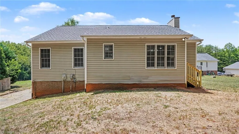 5204 Buckley Forest Trail Walkertown, NC 27051