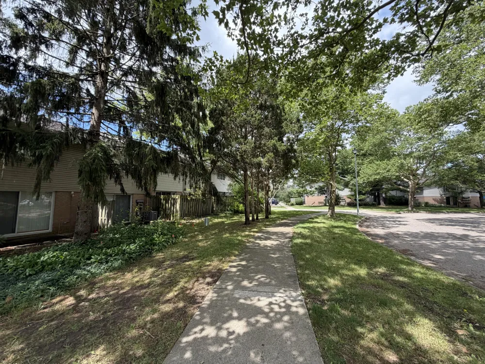 3439 Kenbrooke Court Kalamazoo City, MI 49006