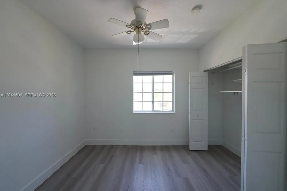 8836 SW 221 TERR Miami, FL 33190