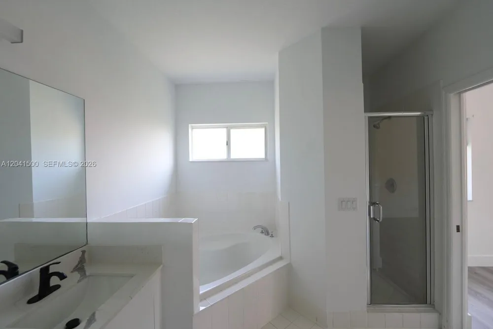 8836 SW 221 TERR Miami, FL 33190