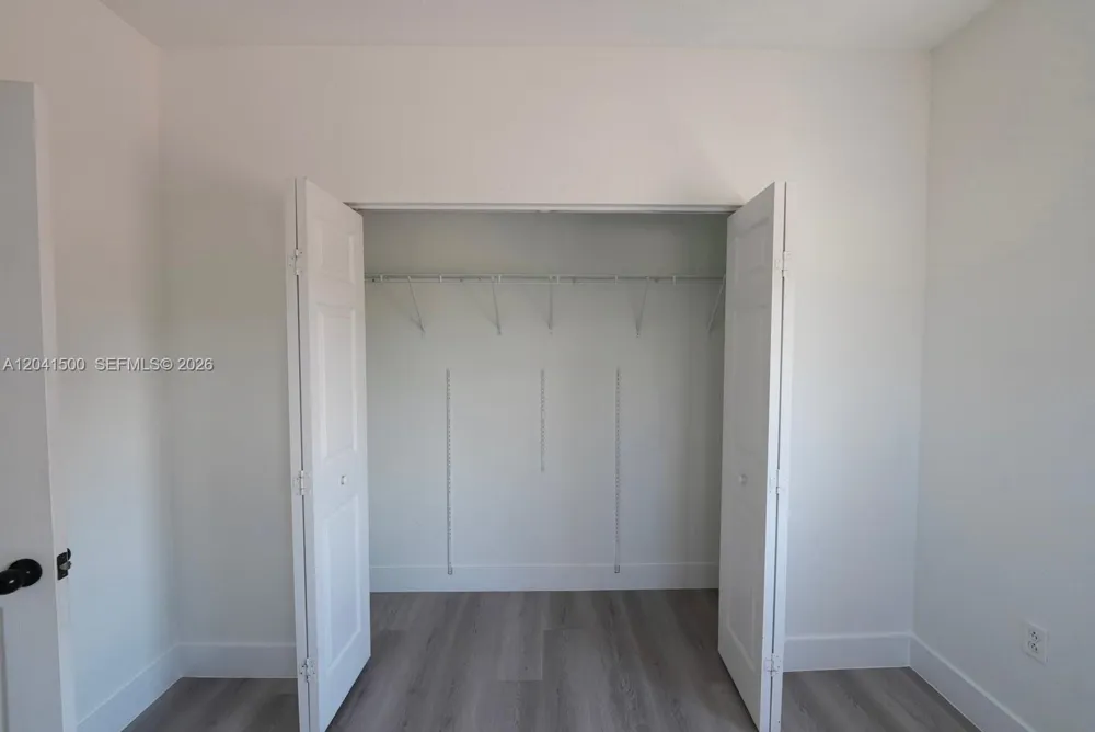 8836 SW 221 TERR Miami, FL 33190