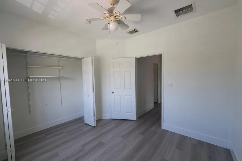 8836 SW 221 TERR Miami, FL 33190
