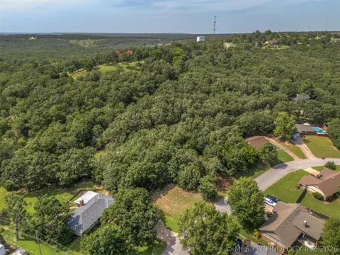 Pin Oak Drive