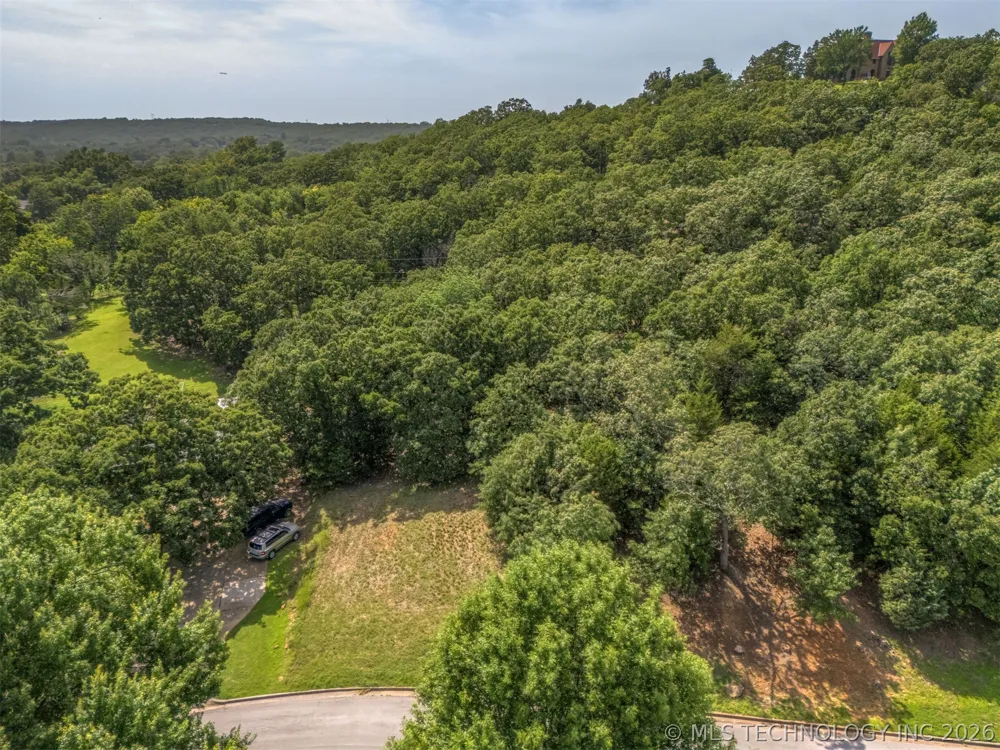 Pin Oak Drive Sand Springs, OK 74063