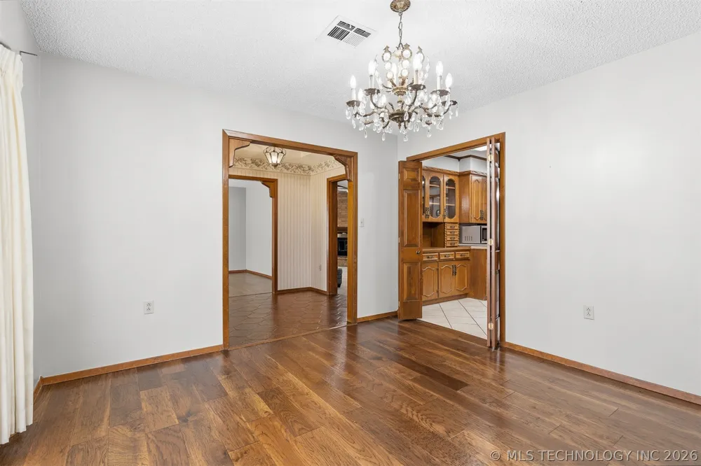 521 Circle Drive Marietta, OK 73448