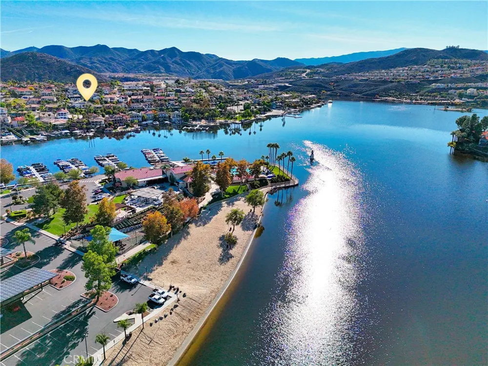 Pin Tail Drive Canyon Lake, CA 92587