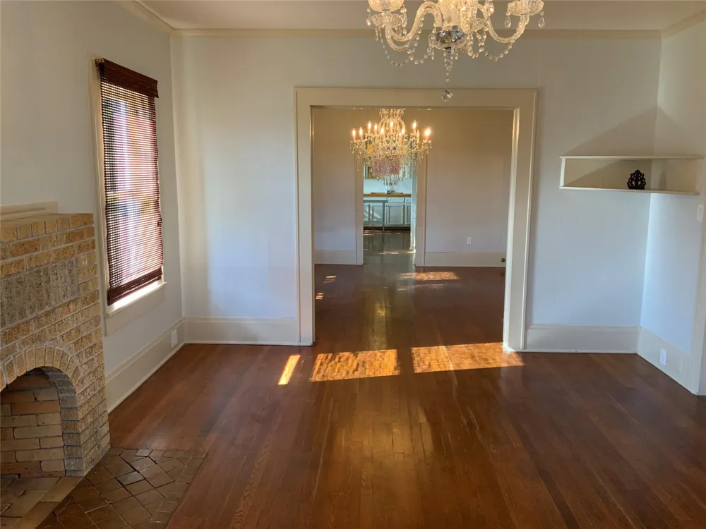 404 W Main Street Bellville, TX 77418