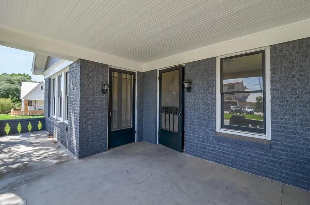 404 W Main Street Bellville, TX 77418