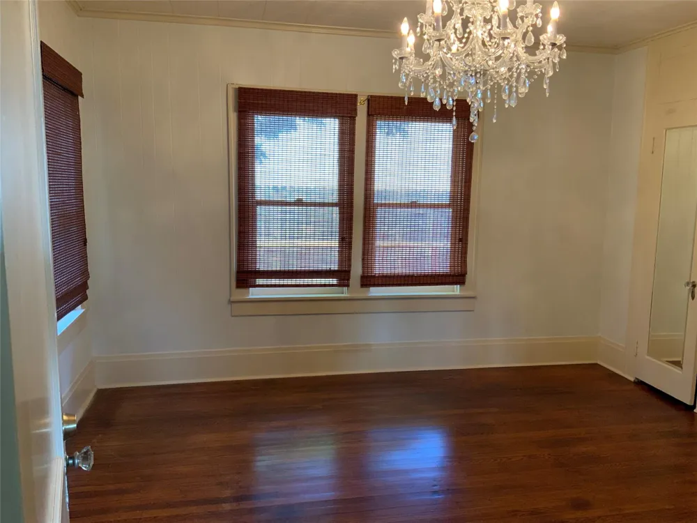 404 W Main Street Bellville, TX 77418