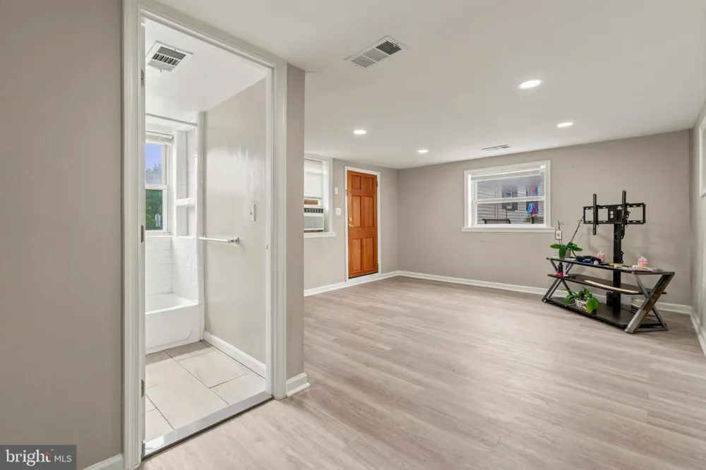 1132 SECURITY ROAD Hagerstown, MD 21742