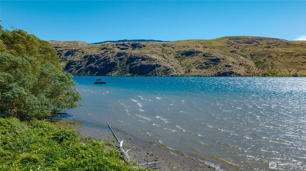 1 Stennes Drive Pateros, WA 98846