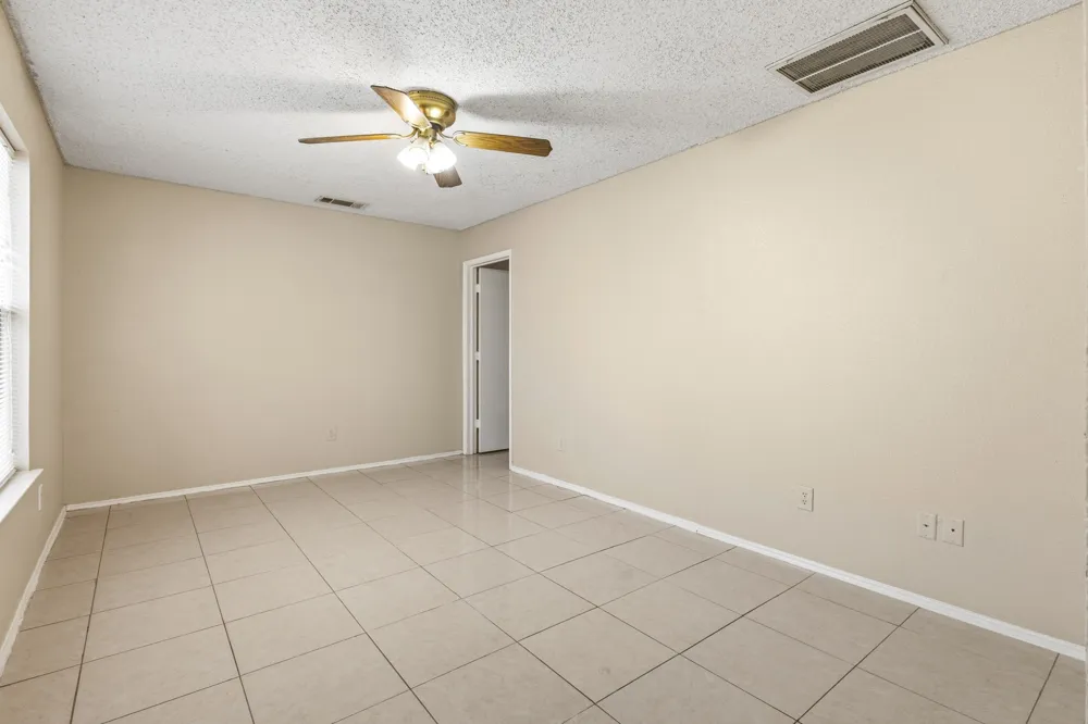 6720 Elk Trail Arlington, TX 76002