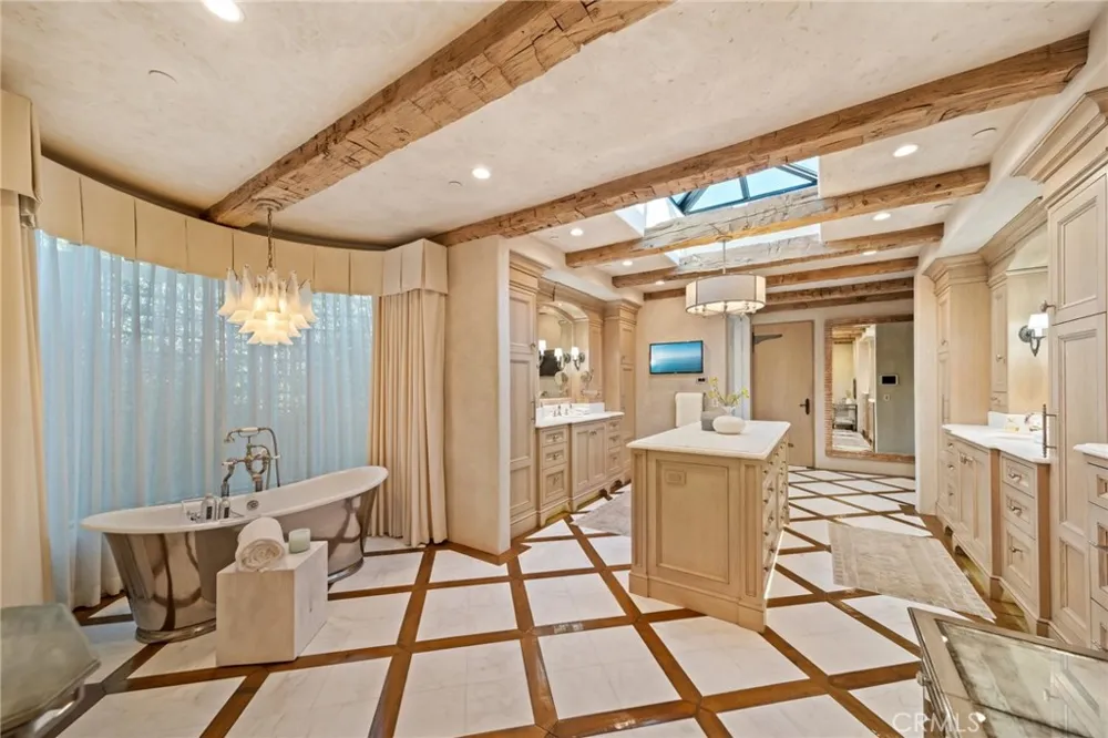 15 Montage Way Laguna Beach, CA 92651
