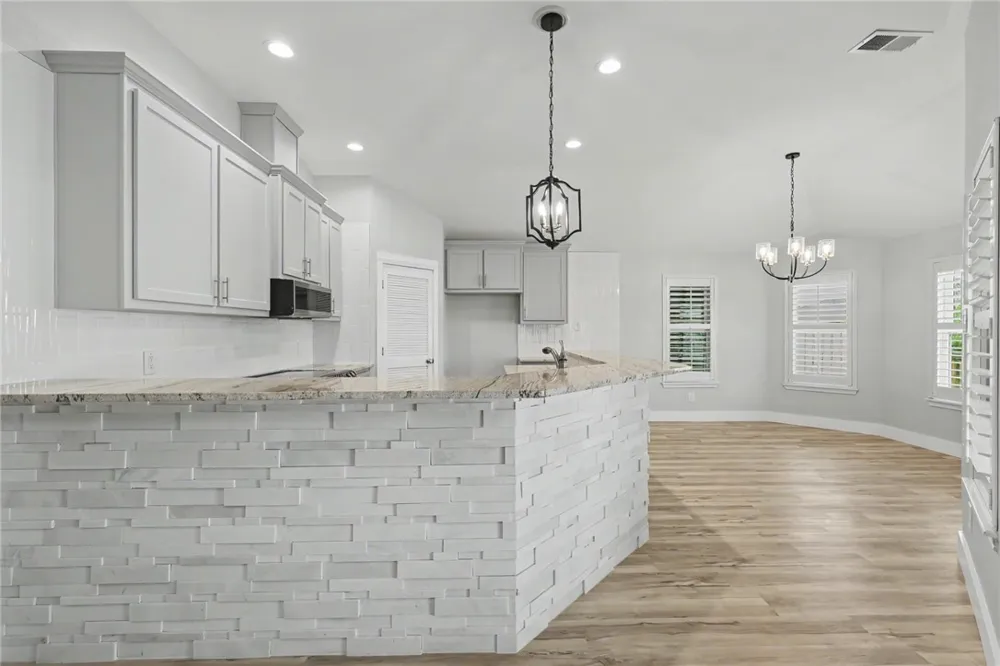 950 S Bay Street Aransas Pass, TX 78336