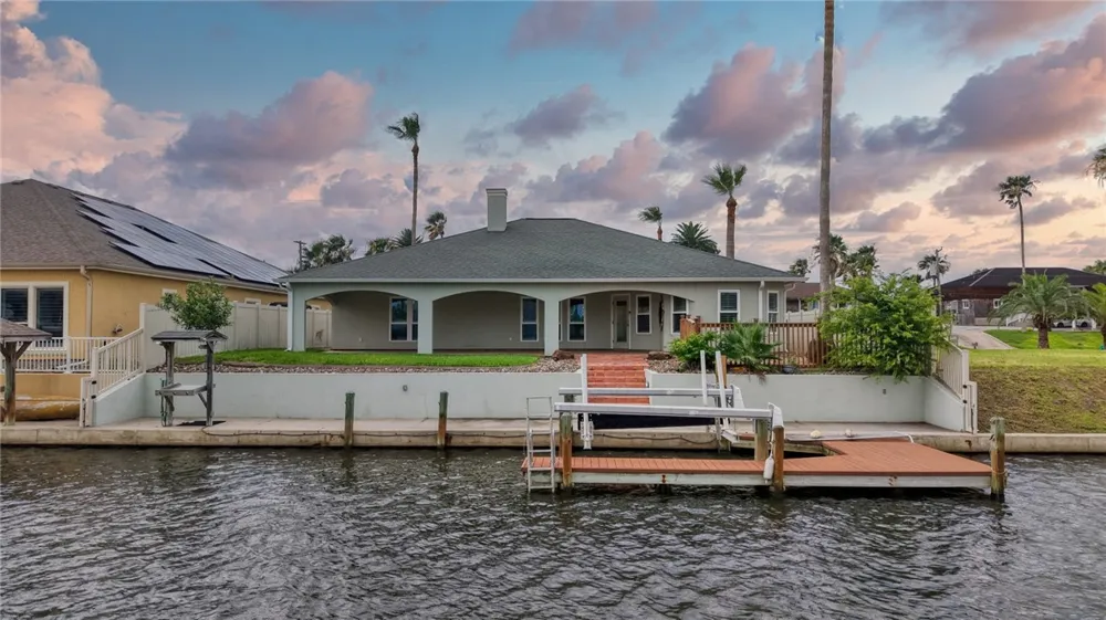 950 S Bay Street Aransas Pass, TX 78336