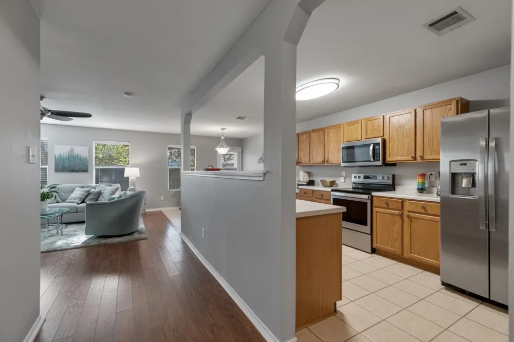 2042 Dragon Trail New Braunfels, TX 78130
