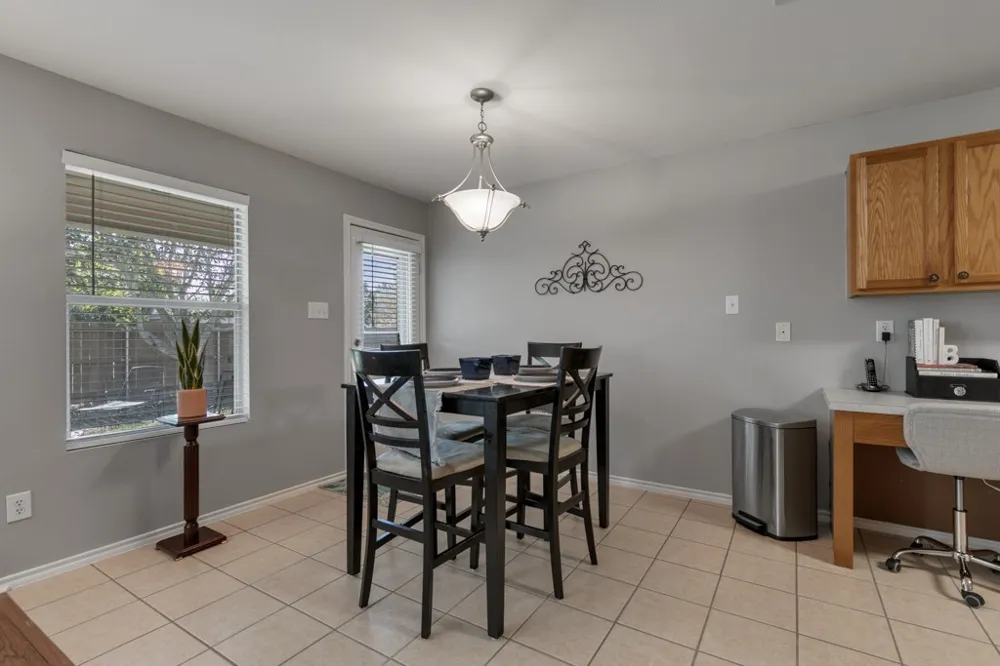 2042 Dragon Trail New Braunfels, TX 78130