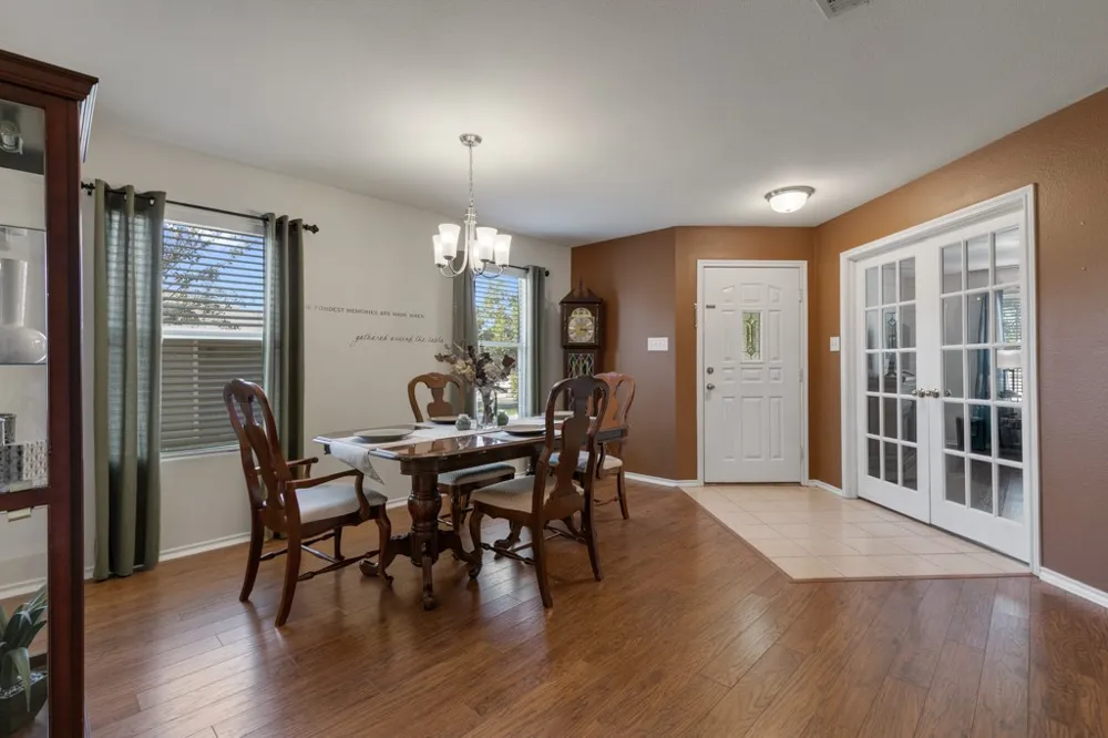 2042 Dragon Trail New Braunfels, TX 78130